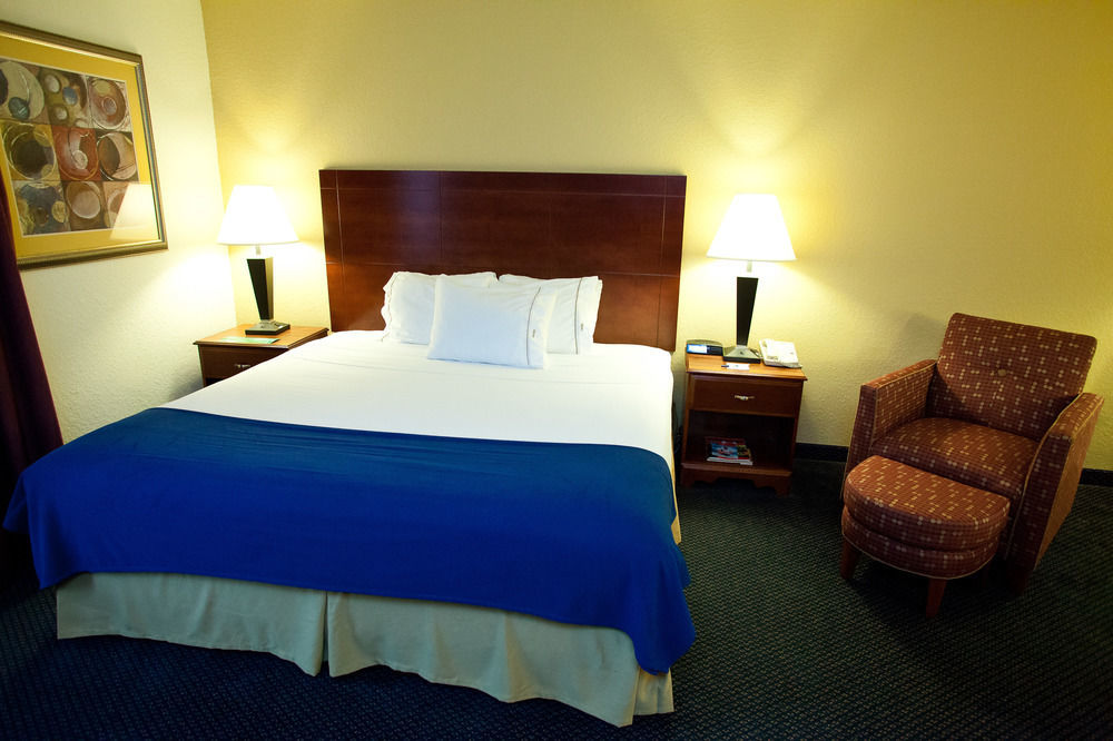 Holiday Inn Express Richmond I-64 Short Pump Area By Ihg Innsbrook Экстерьер фото